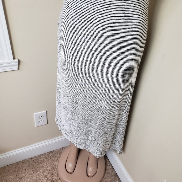 MAX STUDIO Asymmetric Midi Dress - Picture 3 of 9